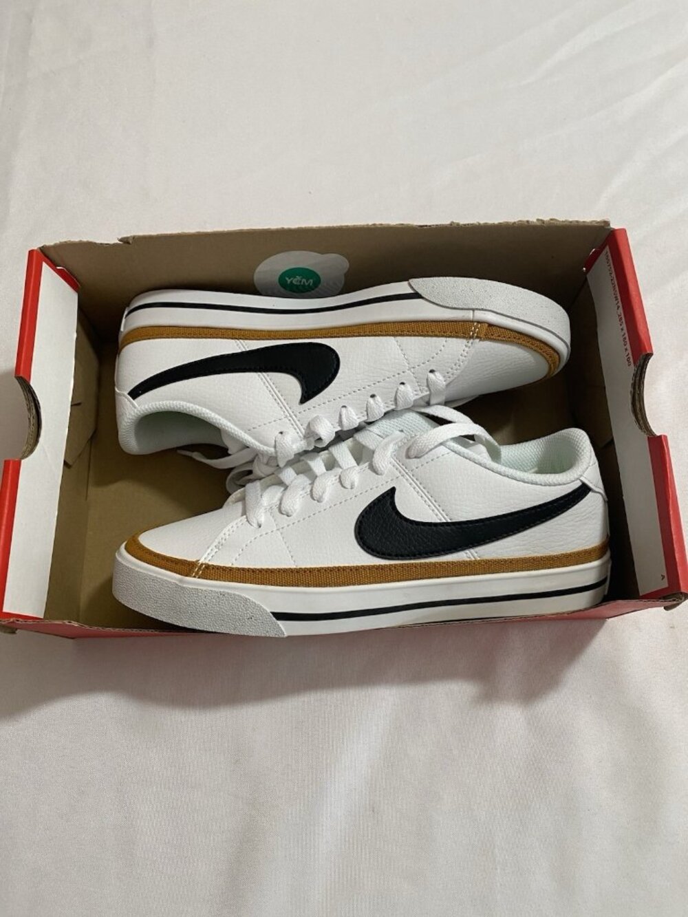 New Women’s Size 6 - Nike Court Legacy Next Nature White Desert Ochre DH3161 100